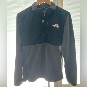 North face quarter zip